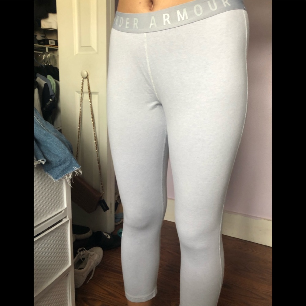 Gray under armor leggings